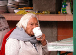 Normal_ouderen_drinkt