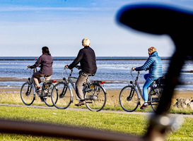 Veel minder fietskilometers in coronajaar, mede door sluiting opvang en scholen