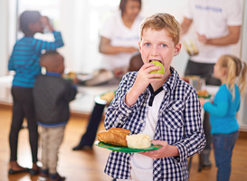 Schoolmaaltijden moeten blijven bestaan vinden kiezers nieuw kabinet 