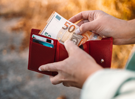 Normal_close-up-of-business-style-female-hands-holding-a-2023-11-27-04-50-27-utc