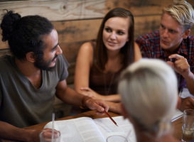 Studie Theologie is erg populair ondanks de lege kerken 