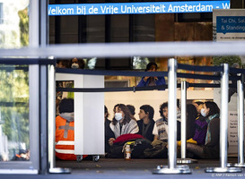 Sit-in in VU Amsterdam door pro-Palestijnse demonstranten