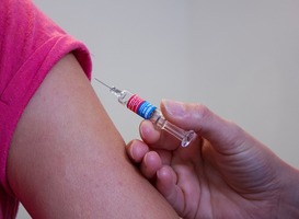 Plan kinkhoestvaccinatie kinderopvang krijgt kritiek vanuit werkgevers