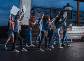 Studenten gaan de straat op om te demonstreren, maar waarom ook alweer? 